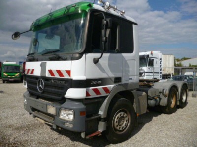 Поступление Mercedes Actros MP2